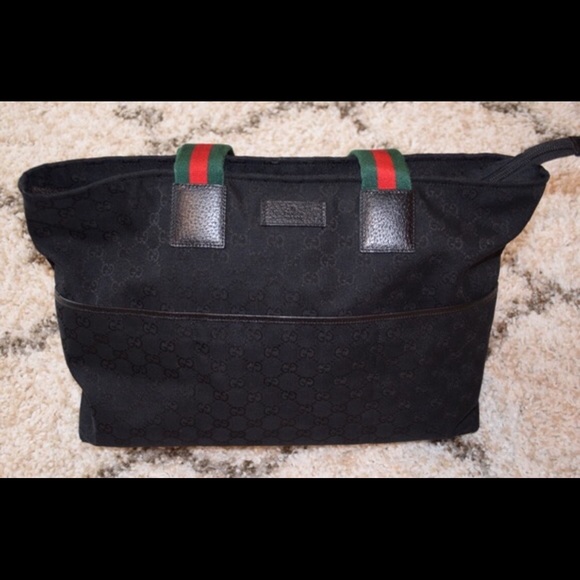 Gucci bag - Picture 1 of 3